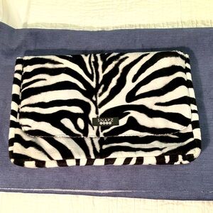 Snapz Zebra Fur Laptop Computer Case